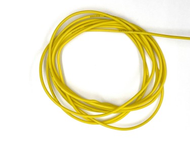На катушке Медный провод 22AWG 30м 0,3 кв.мм (60*0,08мм) (желтый, UL3135) LFW-22Y в мягкой силиконовой изоляции